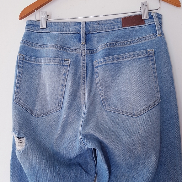 HOLLISTER Blue High-Waist Distressed Jeans - Picture 9 of 12